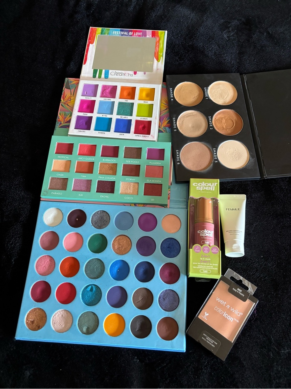 Makeup Bundle Multi-Color Eyeshadow & Face Set Makeup Artist Trying To Declutter